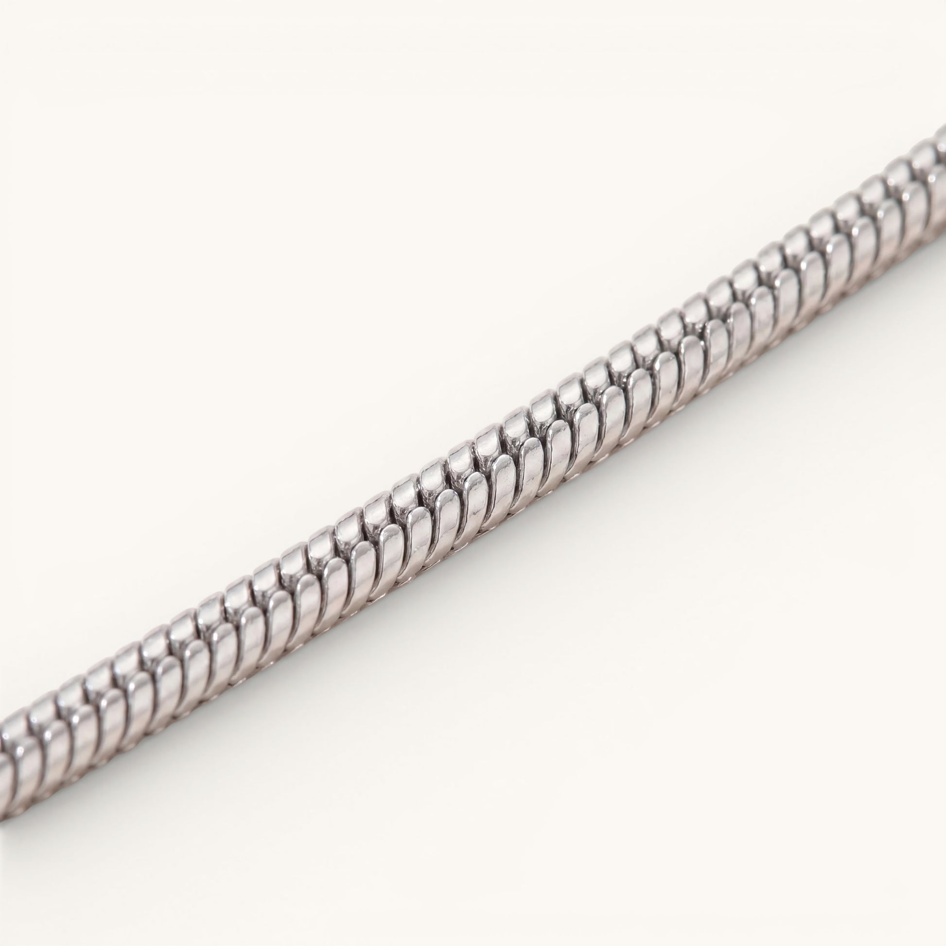 DROP ANKLET SILVER - Shot 3
