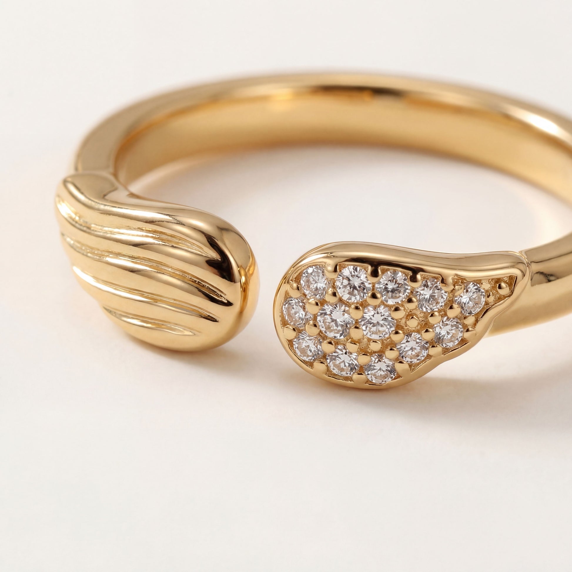 Angel Toe Ring